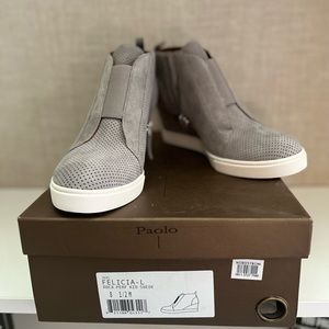 New in Box - Linea Paolo Felicia Suede - Grey - size 8.5 - wedge sneaker